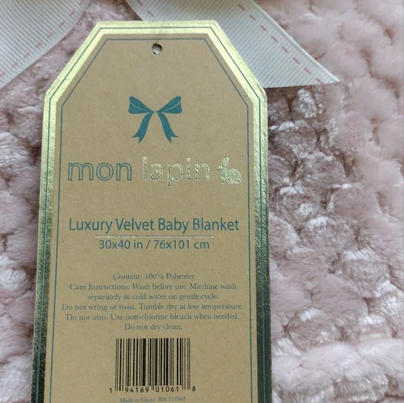 Mon Lapin Luxury Pink Baby Blanket - Picture 3 of 5